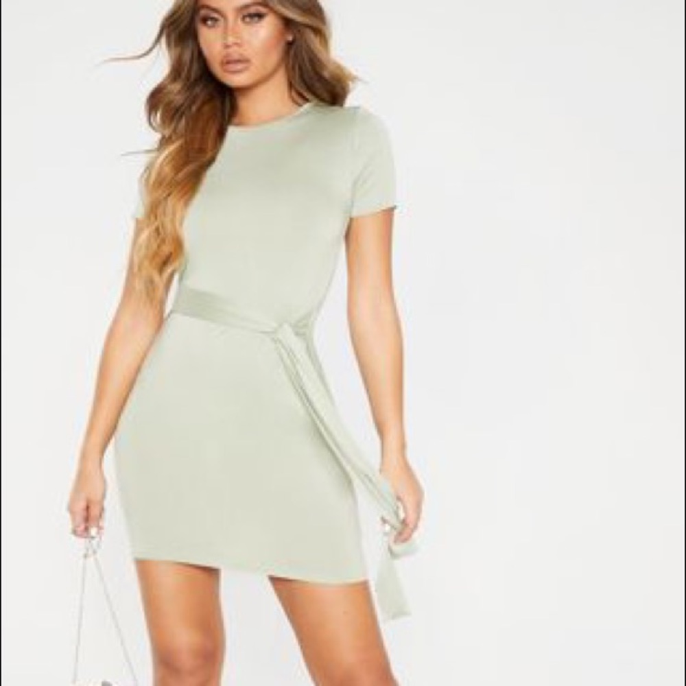 PrettyLittleThing Sage Green TieWaist TShirt Dress